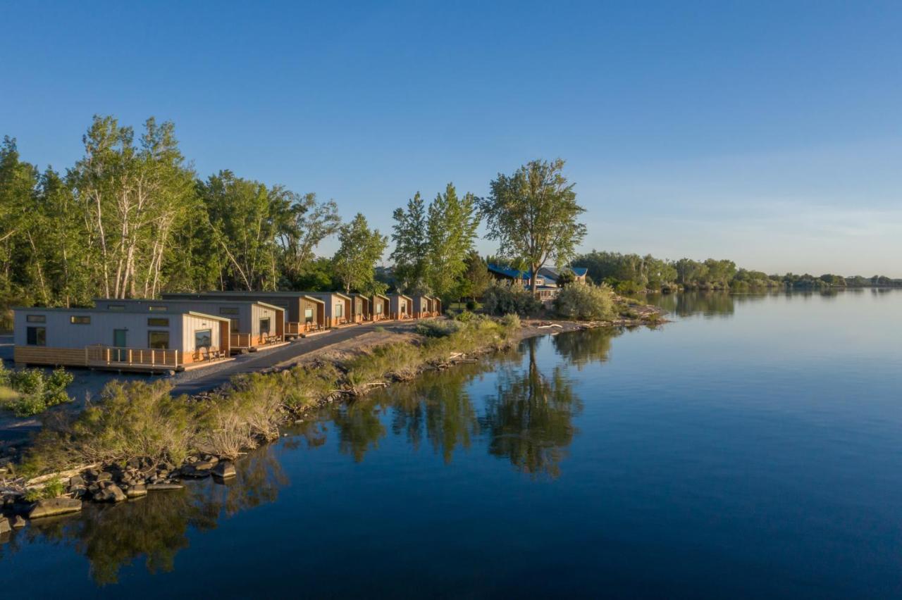 River Lodge And Cabins Boardman Eksteriør bilde