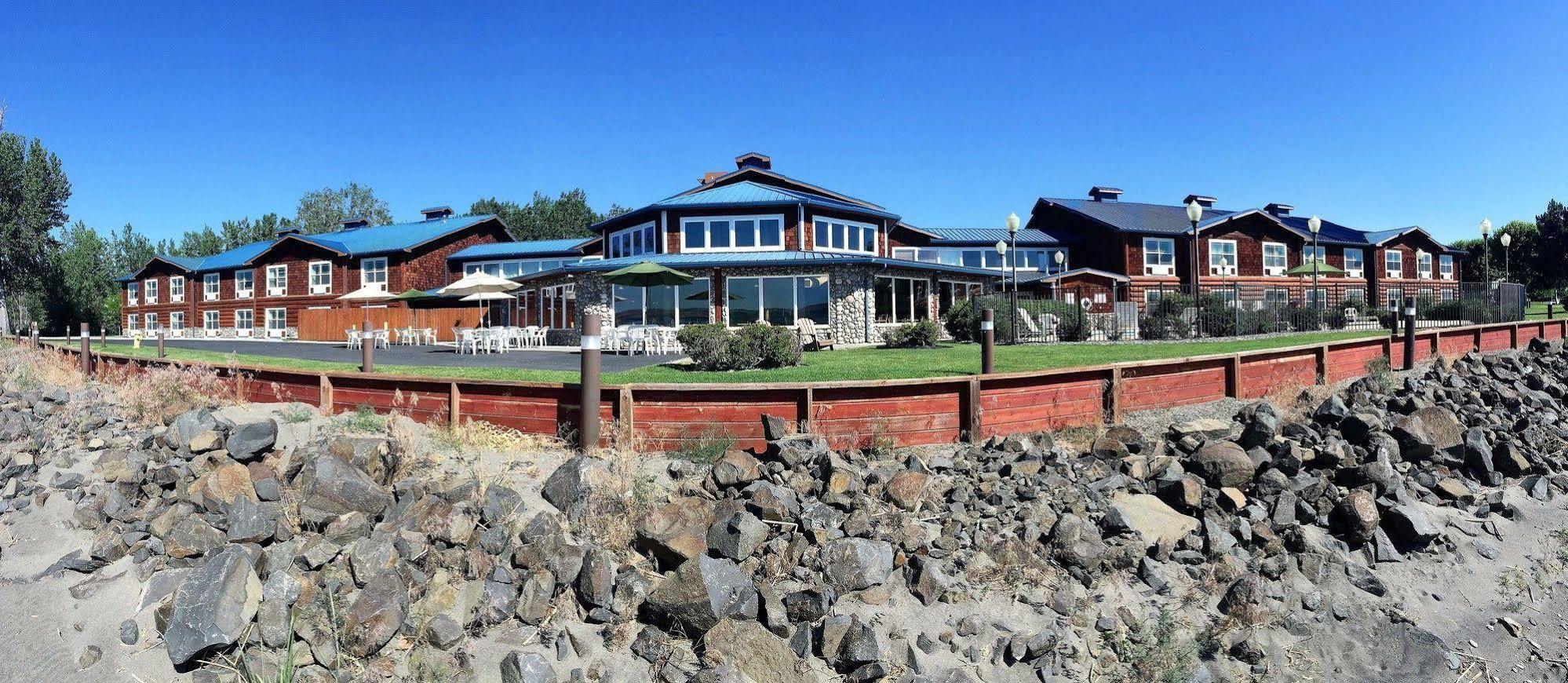 River Lodge And Cabins Boardman Eksteriør bilde